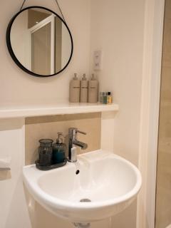 2 Bed 2 Bath Apartment Birmingham City Centre - Birmingham - 7