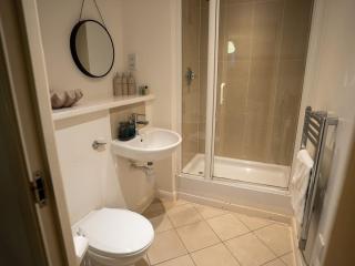 2 Bed 2 Bath Apartment Birmingham City Centre - Birmingham - 4