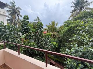 Room Near the Kovalam Beach Cozy Ensuite - 8