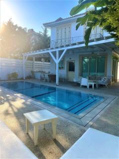 Riverland beach villa - 8