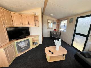 Rohannah A&C Ultimate Caravan Retreat - 0