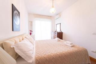 I-Host Flat - Adamello 8 - 1