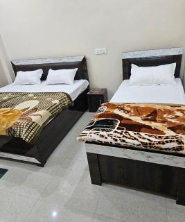 Hotel Siddhi Palace, Ayodhya Near Ram Mandir - 4