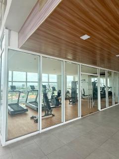 New Condo in Cebu city, fast wi-fi, gym & pool - 1