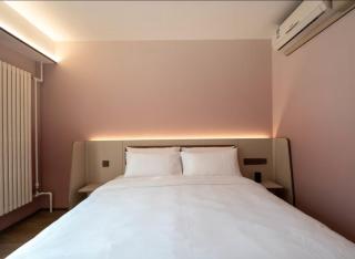 Hanting Express Sihai Bridge Summer Palace Branch - 1