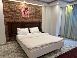 La Tente Rouge Suite - 1