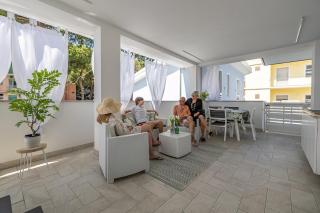 Romantic beach house with jacuzzi - San Mauro Mare - 3