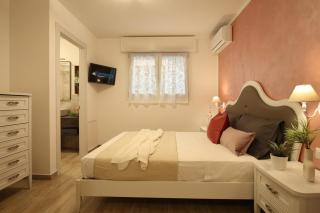 Romantic beach house with jacuzzi - San Mauro Mare - 1