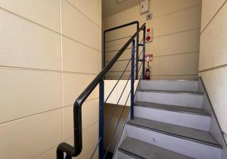 STAIRS HOTEL Room 401 - 2
