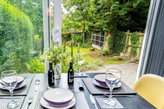 AMETHYST Delightful Suite In Moseley Mews, Birmingham By StayStaycations - Birmingham - 9