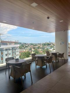 New Condo in Cebu city, fast wifi, free gym & pool - 1