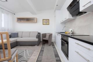 Modern Apartment in Warsaw with City View and Fan by Noclegi Renters - Varsovie - 3