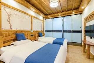 Floral Hotel Furong Town Qichi Inn - 6