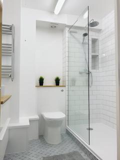 Spacious 2-Bed Flat in CB2 - Cambridge - 8