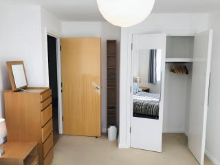Spacious 2-Bed Flat in CB2 - Cambridge - 5