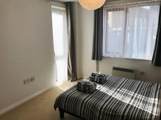 Spacious 2-Bed Flat in CB2 - Cambridge - 4