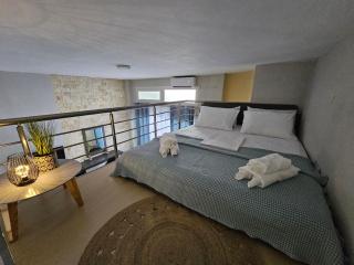 Lydia's Loft - 4