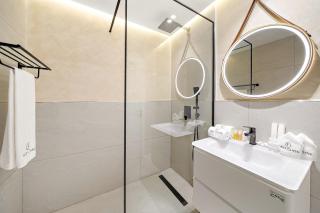 FIRST CLASS 1BR High Floor Luxury & Palm View - 6