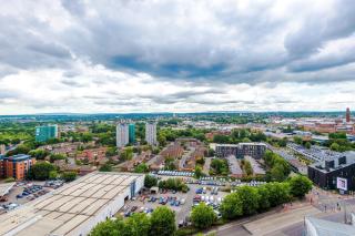 Duplex Apartment in Salford, 2BR&2BA, Full Kitchen - 9
