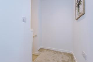 Duplex Apartment in Salford, 2BR&2BA, Full Kitchen - 1