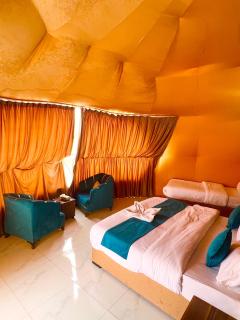 Regency Rum Luxury Camp - 4