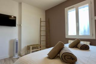 Maison Marguerite house with outdoor space close to the center - 3