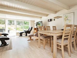 6 person holiday home in Oksbøl - Mosevrå - 8
