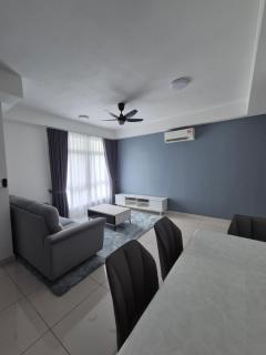 2 Bedroom Fully Furnished Service Apartment - Kajang - 7
