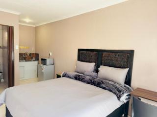 Blackpony Guesthouse - Ogies - 4
