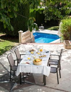 Casa El Pilar con piscina, jardín y barbacoa - 8