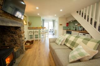 Gwens House - Brynsiencyn - 6