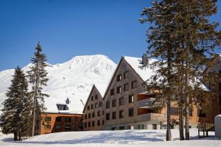 White Apartment - Arni Alp - 5