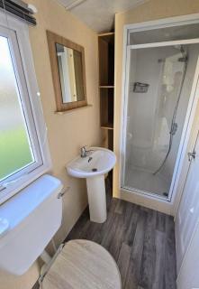 Willows 105 Caravan - 7 Lakes - Crowle - 2