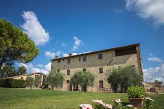 Historic Farmhouse Overlooking San Gimignano - 9