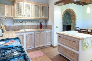 Stone Villa Overlooking Panicale Vineyards - Panicale - 6