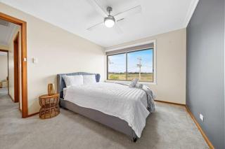 Spacious Family Retreat - 3