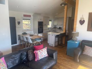 Woodburn Lodge luxury cabin - Otterburn - 3