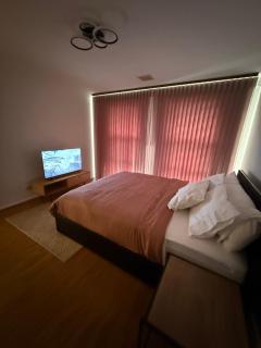 Canberra 3 bedroom quiet home to remember - - 7