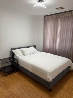 Canberra 3 bedroom quiet home to remember - - 1