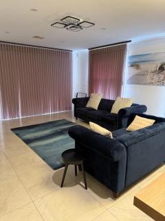 Canberra 3 bedroom quiet home to remember - - 9