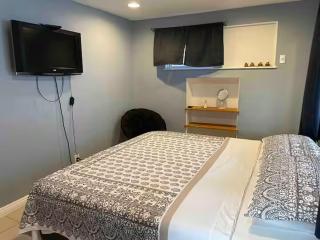 Cool Cottage House - 4