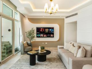 Stylish 2BR plus Maid Luxury Apartment in JLT - 3