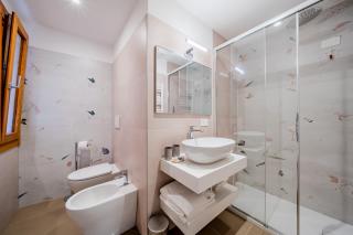 Venetian Art Suites - 6