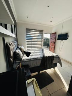 Enawe Lodge - Bronkhorstspruit - 1