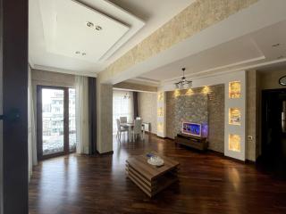 City Center Park Azure - 0