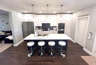 Aurora Blue - A Stylish Experience - Cambridge - 1