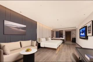 Atour Hotel Suzhou Jinji Lake East Park High-Speed Rail Station - 1