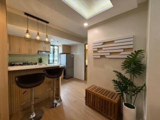 Pine Suites Staycation at Tagaytay - Tagaytay - 3