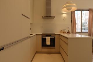 Seaside Soul, New Apartment, 2 mins walk from Beach, Chic and Cozy - 4