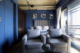 Secure Designer Apartment With Balcony & Skyline Views - Hallmark House - Johannesburg - 5